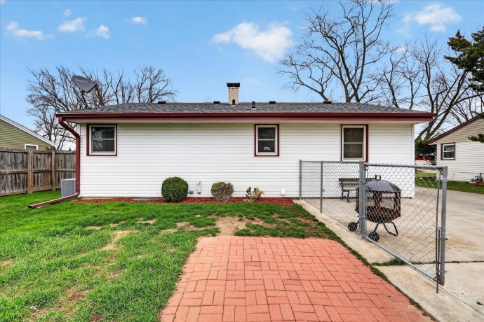 7418 Orion, LOVES PARK, Illinois 61111, 3 Bedrooms Bedrooms, ,1 BathroomBathrooms,House,For Sale,Orion,202601978