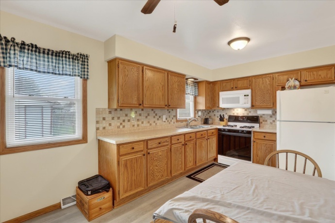 7418 Orion, LOVES PARK, Illinois 61111, 3 Bedrooms Bedrooms, ,1 BathroomBathrooms,House,For Sale,Orion,202601978