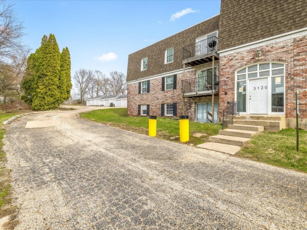 3120 Jacqueline #11, ROCKFORD, Illinois 61109, 3 Bedrooms Bedrooms, ,2 BathroomsBathrooms,Condominium,For Sale,Jacqueline #11,202601981
