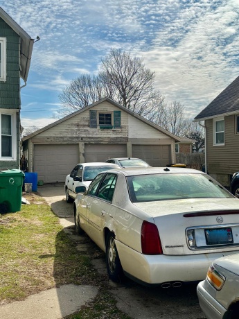 1016 Main, BELVIDERE, Illinois 61008, ,3 - 4 Units,For Sale,Main,202601984