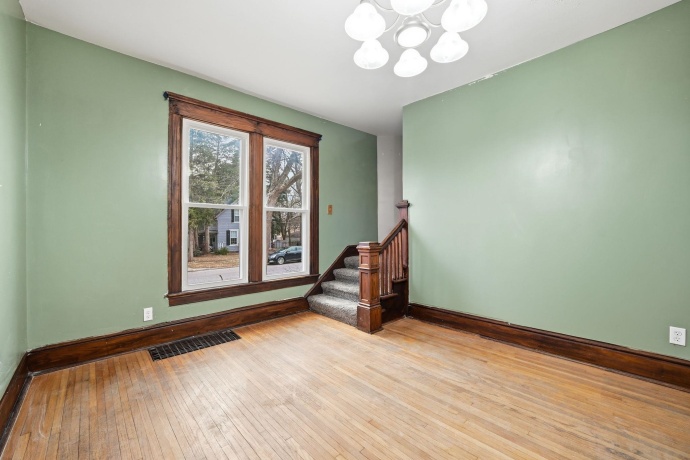 720 Mckinley, FREEPORT, Illinois 61032, 3 Bedrooms Bedrooms, ,1 BathroomBathrooms,House,For Sale,Mckinley,202601027