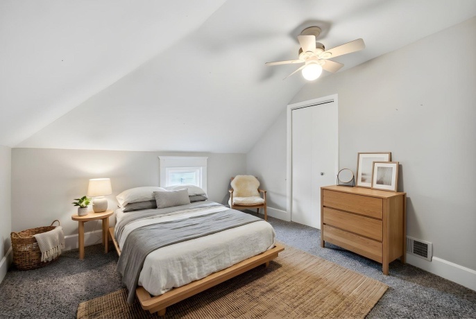 720 Mckinley, FREEPORT, Illinois 61032, 3 Bedrooms Bedrooms, ,1 BathroomBathrooms,House,For Sale,Mckinley,202601027