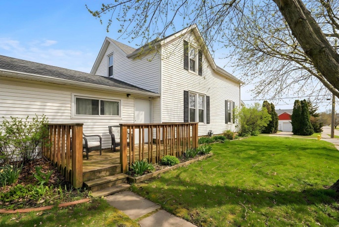 720 Mckinley, FREEPORT, Illinois 61032, 3 Bedrooms Bedrooms, ,1 BathroomBathrooms,House,For Sale,Mckinley,202601027