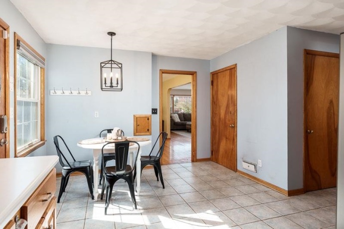 925 Westchester, ROCKFORD, Illinois 61107, 4 Bedrooms Bedrooms, ,1 BathroomBathrooms,House,For Sale,Westchester,202601983