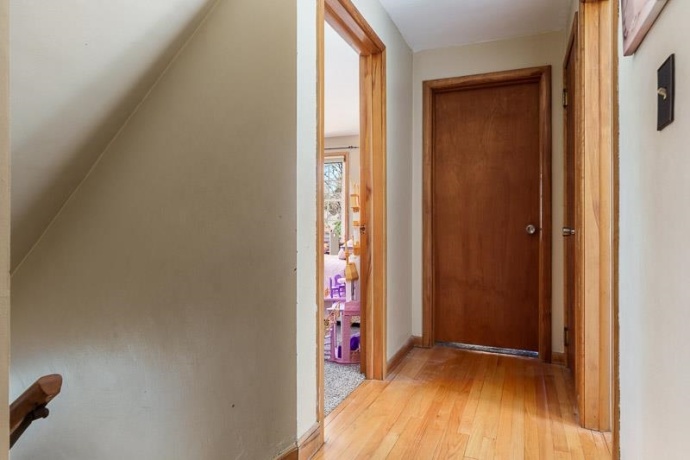 925 Westchester, ROCKFORD, Illinois 61107, 4 Bedrooms Bedrooms, ,1 BathroomBathrooms,House,For Sale,Westchester,202601983