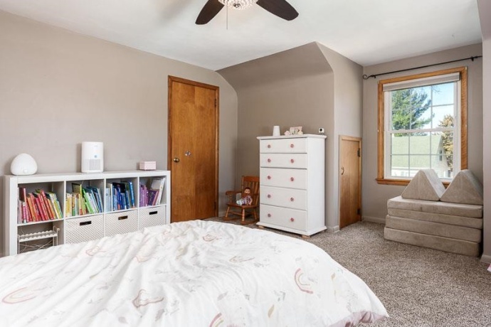 925 Westchester, ROCKFORD, Illinois 61107, 4 Bedrooms Bedrooms, ,1 BathroomBathrooms,House,For Sale,Westchester,202601983