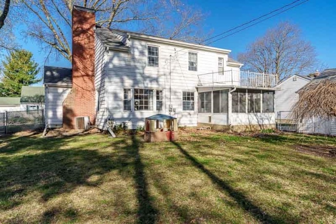 925 Westchester, ROCKFORD, Illinois 61107, 4 Bedrooms Bedrooms, ,1 BathroomBathrooms,House,For Sale,Westchester,202601983