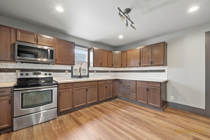 2522 State, ROCKFORD, Illinois 61107, ,2 Units,For Sale,State,202601985