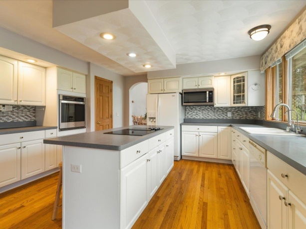 659 Southgate, DAVIS, Illinois 61019, 5 Bedrooms Bedrooms, ,2 BathroomsBathrooms,House,For Sale,Southgate,202601991