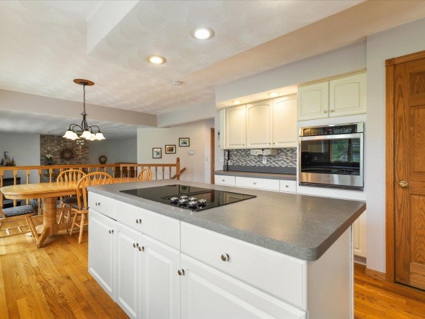 659 Southgate, DAVIS, Illinois 61019, 5 Bedrooms Bedrooms, ,2 BathroomsBathrooms,House,For Sale,Southgate,202601991