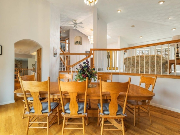 659 Southgate, DAVIS, Illinois 61019, 5 Bedrooms Bedrooms, ,2 BathroomsBathrooms,House,For Sale,Southgate,202601991