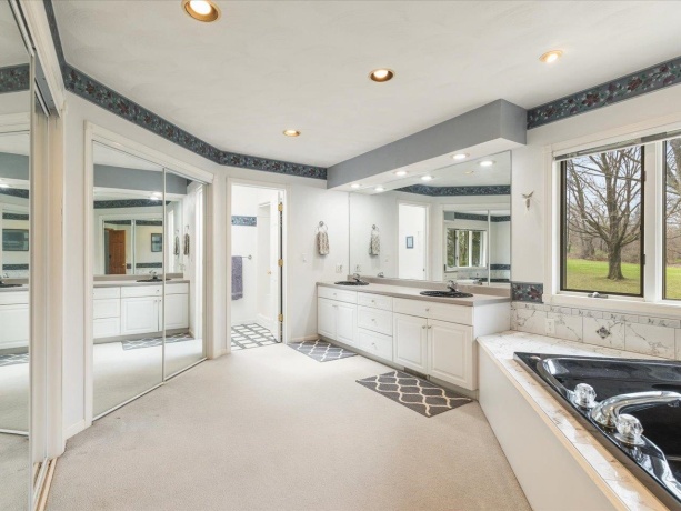 659 Southgate, DAVIS, Illinois 61019, 5 Bedrooms Bedrooms, ,2 BathroomsBathrooms,House,For Sale,Southgate,202601991