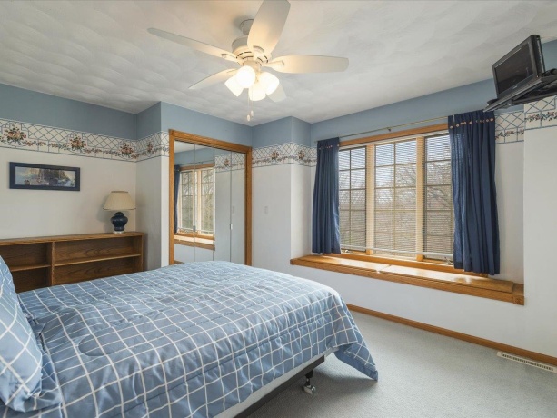 659 Southgate, DAVIS, Illinois 61019, 5 Bedrooms Bedrooms, ,2 BathroomsBathrooms,House,For Sale,Southgate,202601991