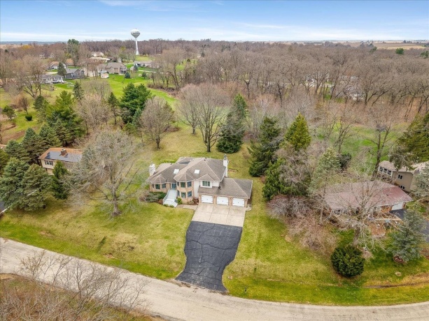 659 Southgate, DAVIS, Illinois 61019, 5 Bedrooms Bedrooms, ,2 BathroomsBathrooms,House,For Sale,Southgate,202601991