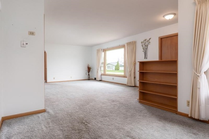 304 Bunn, ROCKTON, Illinois 61072, 3 Bedrooms Bedrooms, ,2 BathroomsBathrooms,House,For Sale,Bunn,202601994