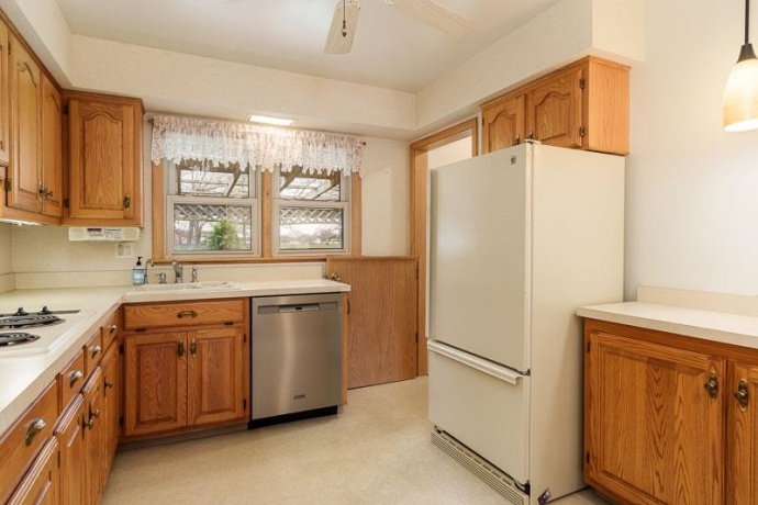 304 Bunn, ROCKTON, Illinois 61072, 3 Bedrooms Bedrooms, ,2 BathroomsBathrooms,House,For Sale,Bunn,202601994