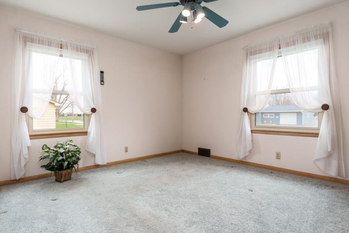 304 Bunn, ROCKTON, Illinois 61072, 3 Bedrooms Bedrooms, ,2 BathroomsBathrooms,House,For Sale,Bunn,202601994