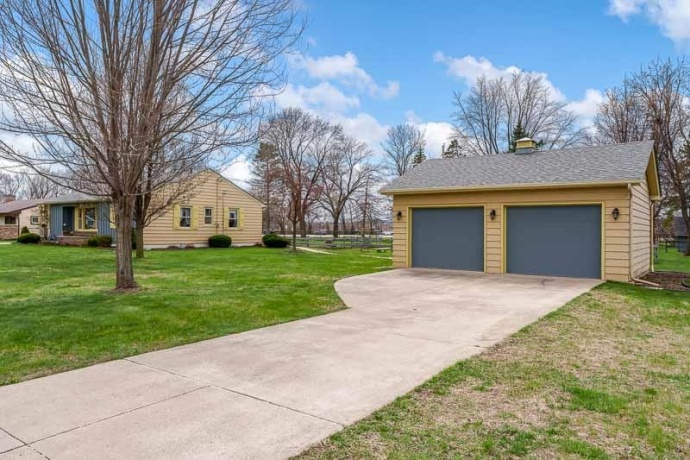 304 Bunn, ROCKTON, Illinois 61072, 3 Bedrooms Bedrooms, ,2 BathroomsBathrooms,House,For Sale,Bunn,202601994