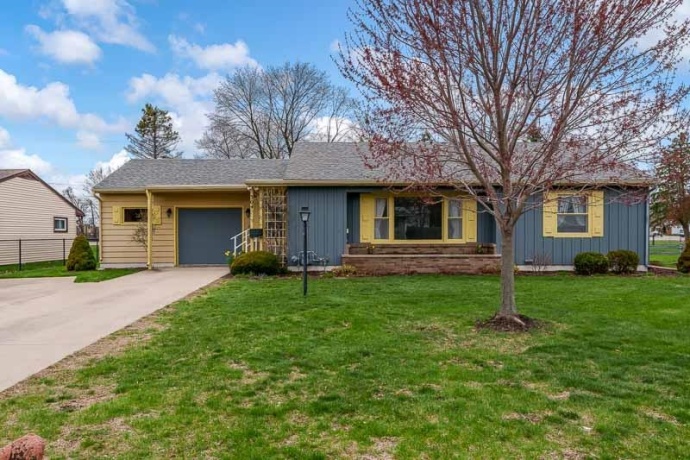 304 Bunn, ROCKTON, Illinois 61072, 3 Bedrooms Bedrooms, ,2 BathroomsBathrooms,House,For Sale,Bunn,202601994