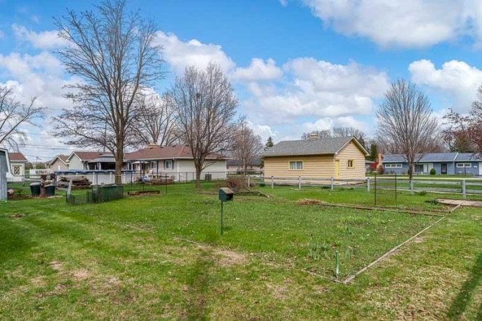 304 Bunn, ROCKTON, Illinois 61072, 3 Bedrooms Bedrooms, ,2 BathroomsBathrooms,House,For Sale,Bunn,202601994