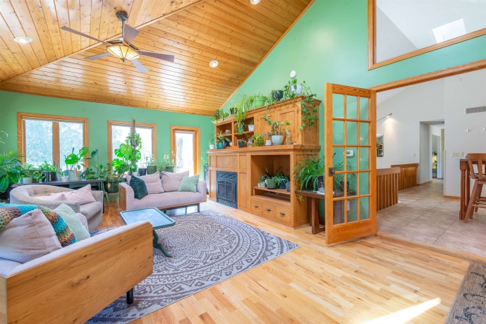 1430 Sylvan, FREEPORT, Illinois 61032, 4 Bedrooms Bedrooms, ,3 BathroomsBathrooms,House,For Sale,Sylvan,202601995