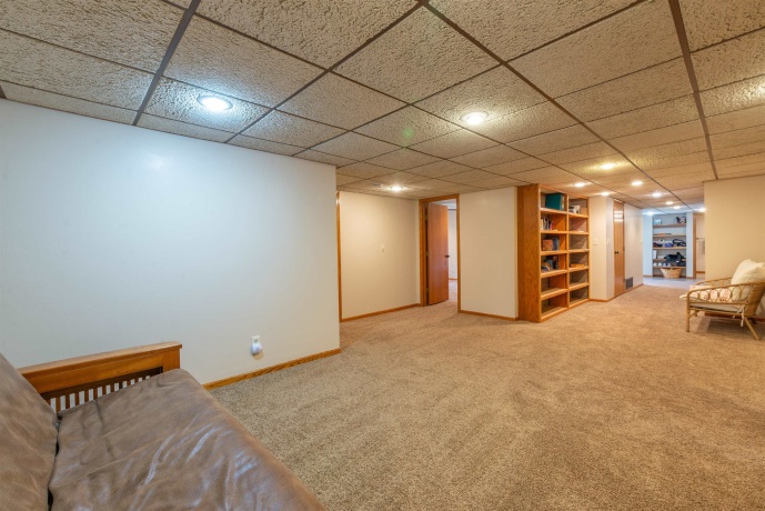 1430 Sylvan, FREEPORT, Illinois 61032, 4 Bedrooms Bedrooms, ,3 BathroomsBathrooms,House,For Sale,Sylvan,202601995