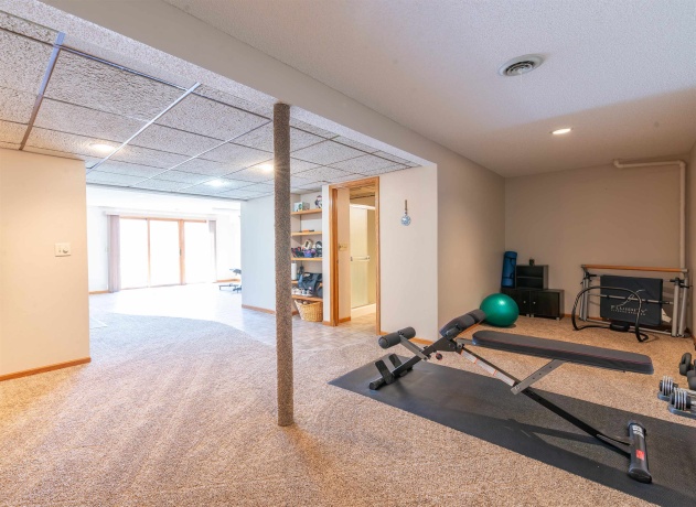 1430 Sylvan, FREEPORT, Illinois 61032, 4 Bedrooms Bedrooms, ,3 BathroomsBathrooms,House,For Sale,Sylvan,202601995