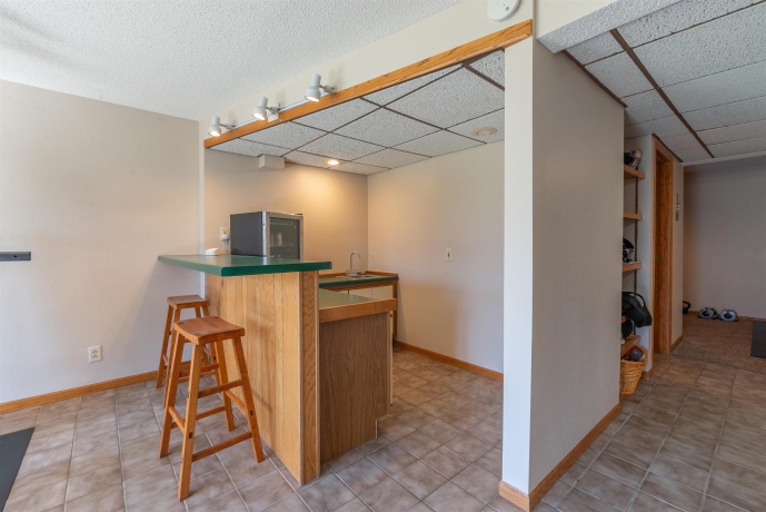 1430 Sylvan, FREEPORT, Illinois 61032, 4 Bedrooms Bedrooms, ,3 BathroomsBathrooms,House,For Sale,Sylvan,202601995