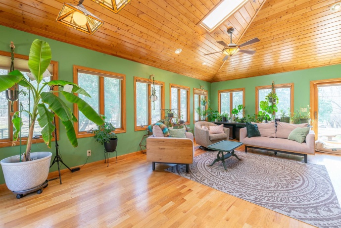 1430 Sylvan, FREEPORT, Illinois 61032, 4 Bedrooms Bedrooms, ,3 BathroomsBathrooms,House,For Sale,Sylvan,202601995