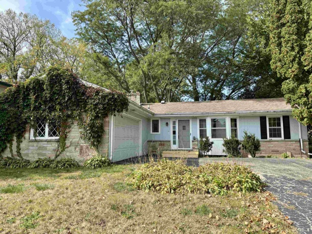 911 KENMORE, ROCKFORD, Illinois 61108, 3 Bedrooms Bedrooms, ,2 BathroomsBathrooms,House,For Sale,KENMORE,202601996
