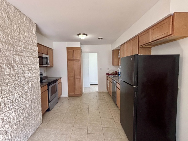 911 KENMORE, ROCKFORD, Illinois 61108, 3 Bedrooms Bedrooms, ,2 BathroomsBathrooms,House,For Sale,KENMORE,202601996