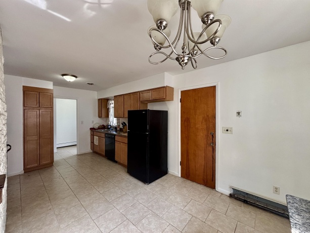 911 KENMORE, ROCKFORD, Illinois 61108, 3 Bedrooms Bedrooms, ,2 BathroomsBathrooms,House,For Sale,KENMORE,202601996