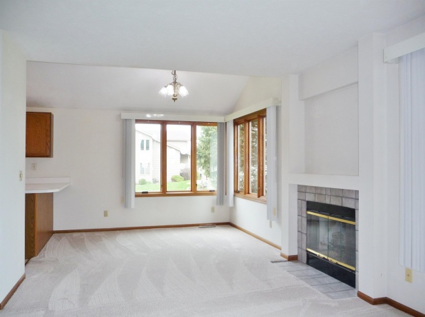 5310 Mist Flower Terrace, LOVES PARK, Illinois 61111, 2 Bedrooms Bedrooms, ,2 BathroomsBathrooms,Condominium,For Sale,Mist Flower Terrace,202602000