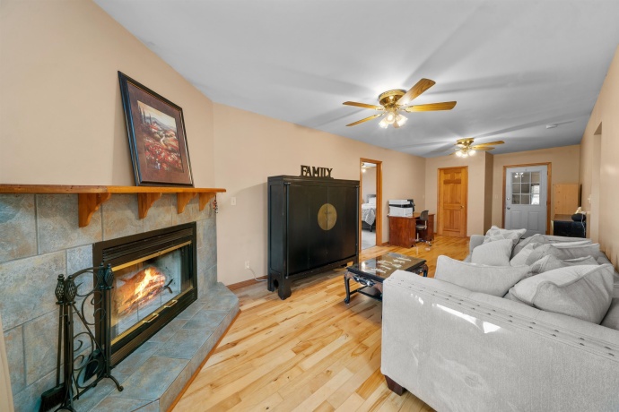 924 Suzy, SANDWICH, Illinois 60548, 4 Bedrooms Bedrooms, ,3 BathroomsBathrooms,House,For Sale,Suzy,202602001