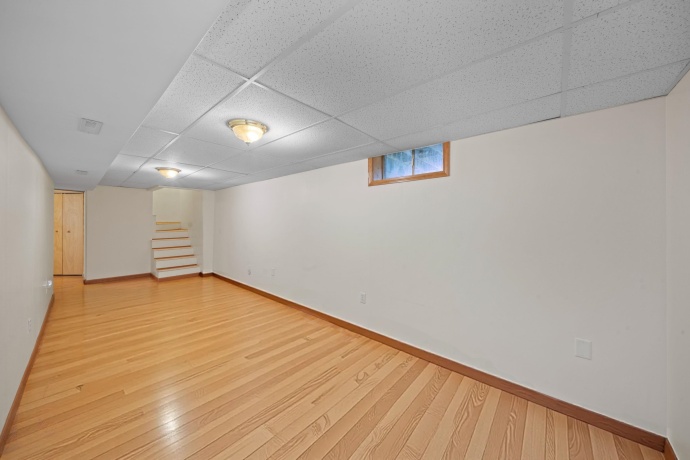 924 Suzy, SANDWICH, Illinois 60548, 4 Bedrooms Bedrooms, ,3 BathroomsBathrooms,House,For Sale,Suzy,202602001