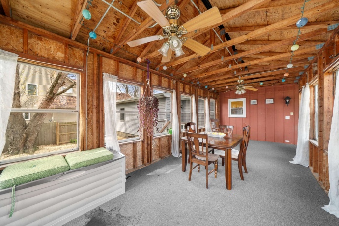 924 Suzy, SANDWICH, Illinois 60548, 4 Bedrooms Bedrooms, ,3 BathroomsBathrooms,House,For Sale,Suzy,202602001