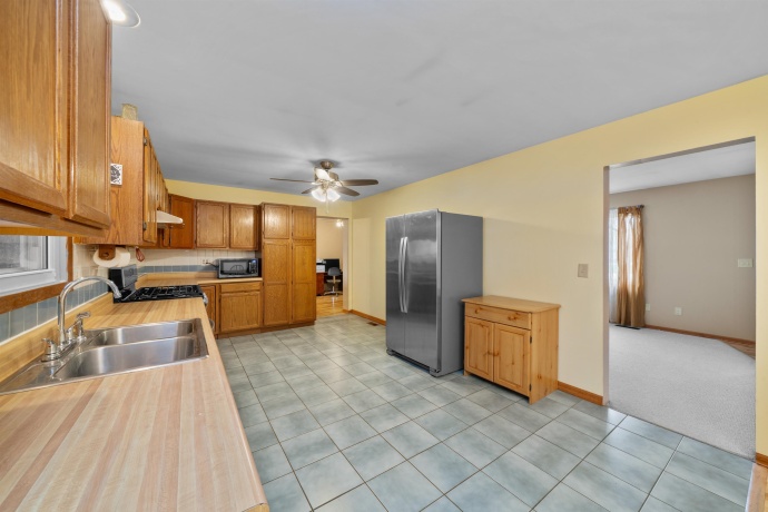 924 Suzy, SANDWICH, Illinois 60548, 4 Bedrooms Bedrooms, ,3 BathroomsBathrooms,House,For Sale,Suzy,202602001