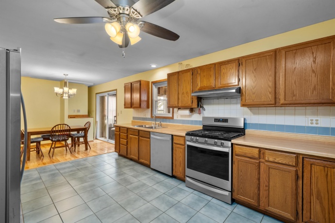 924 Suzy, SANDWICH, Illinois 60548, 4 Bedrooms Bedrooms, ,3 BathroomsBathrooms,House,For Sale,Suzy,202602001