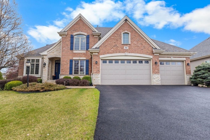 941 TIVOLI, ROCKFORD, Illinois 61107, 5 Bedrooms Bedrooms, ,4 BathroomsBathrooms,House,For Sale,TIVOLI,202602002