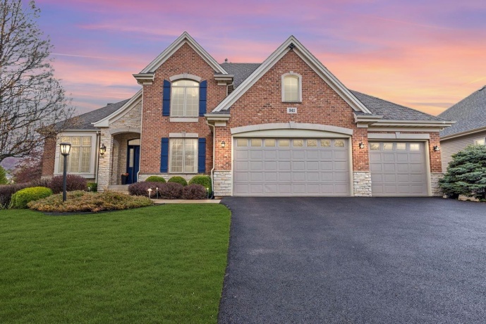 941 TIVOLI, ROCKFORD, Illinois 61107, 5 Bedrooms Bedrooms, ,4 BathroomsBathrooms,House,For Sale,TIVOLI,202602002