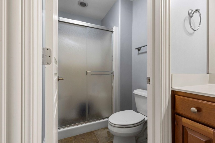 941 TIVOLI, ROCKFORD, Illinois 61107, 5 Bedrooms Bedrooms, ,4 BathroomsBathrooms,House,For Sale,TIVOLI,202602002