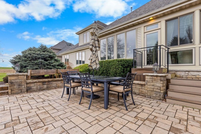 941 TIVOLI, ROCKFORD, Illinois 61107, 5 Bedrooms Bedrooms, ,4 BathroomsBathrooms,House,For Sale,TIVOLI,202602002