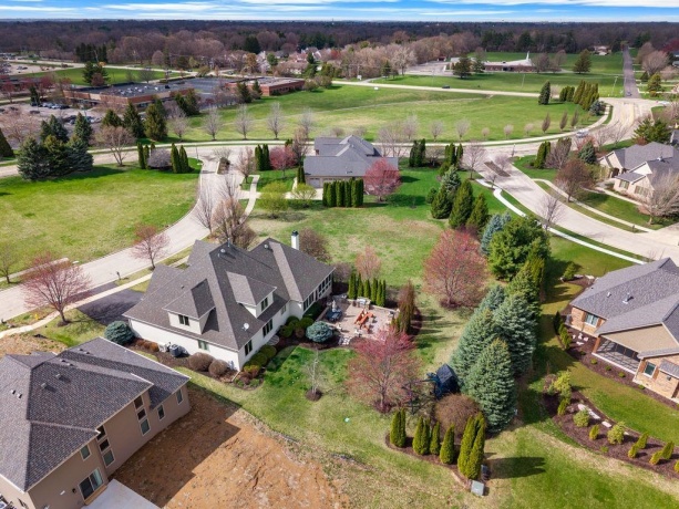 941 TIVOLI, ROCKFORD, Illinois 61107, 5 Bedrooms Bedrooms, ,4 BathroomsBathrooms,House,For Sale,TIVOLI,202602002