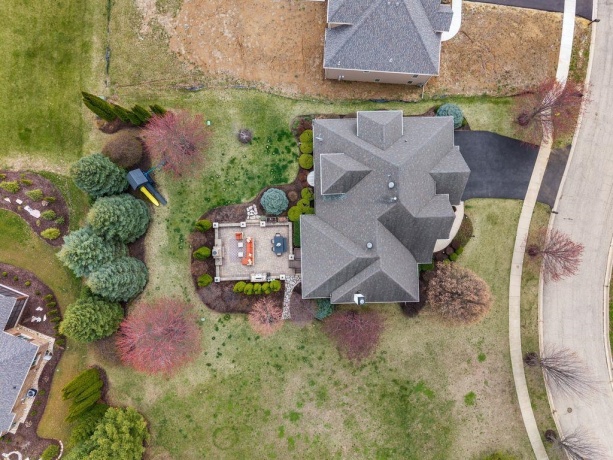 941 TIVOLI, ROCKFORD, Illinois 61107, 5 Bedrooms Bedrooms, ,4 BathroomsBathrooms,House,For Sale,TIVOLI,202602002