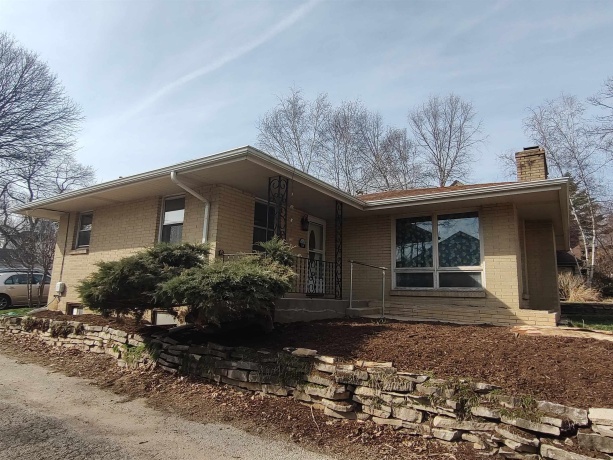 116 Vale, ROCKFORD, Illinois 61107, 3 Bedrooms Bedrooms, ,1 BathroomBathrooms,House,For Sale,Vale,202601666