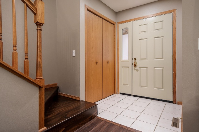 6571 Chartwell, ROCKFORD, Illinois 61107, 4 Bedrooms Bedrooms, ,2 BathroomsBathrooms,House,For Sale,Chartwell,202601846