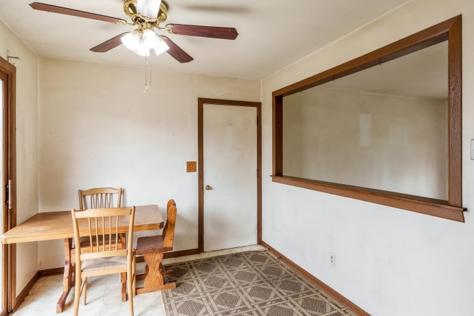 8512 Mildred, MACHESNEY PARK, Illinois 61115, 4 Bedrooms Bedrooms, ,1 BathroomBathrooms,House,For Sale,Mildred,202602004