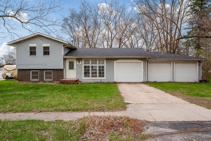 8512 Mildred, MACHESNEY PARK, Illinois 61115, 4 Bedrooms Bedrooms, ,1 BathroomBathrooms,House,For Sale,Mildred,202602004