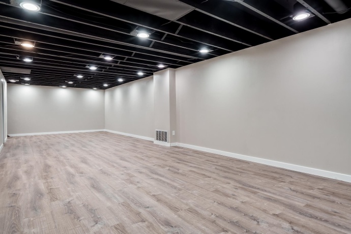 1317 Van Stone, MACHESNEY PARK, Illinois 61115, 3 Bedrooms Bedrooms, ,1 BathroomBathrooms,House,For Sale,Van Stone,202601792