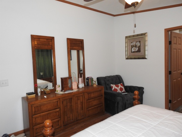 537 Park, BELVIDERE, Illinois 61008, 3 Bedrooms Bedrooms, ,2 BathroomsBathrooms,House,For Sale,Park,202602007